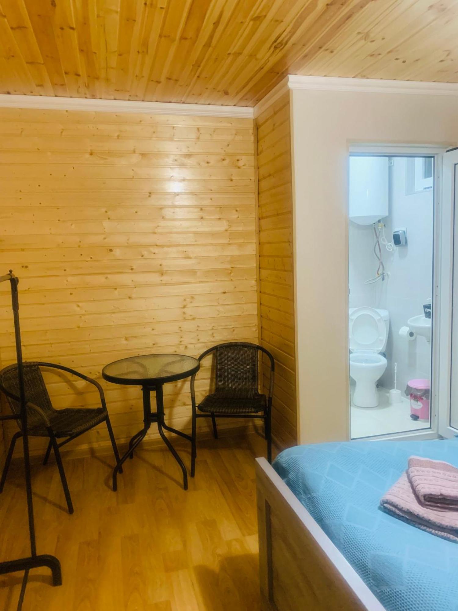Guesthouse Nene Местия Экстерьер фото